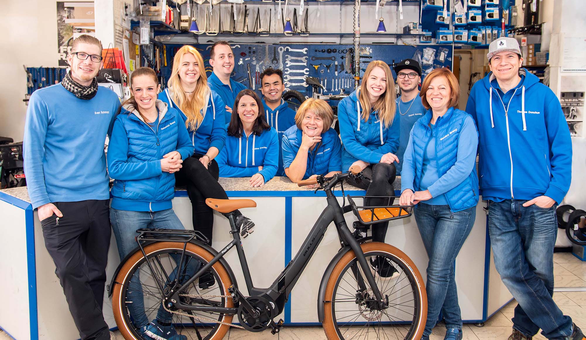 ueber-uns_fh_teamfoto.jpg
